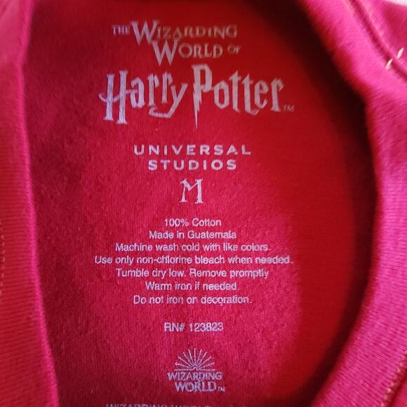 Mens Wizarding World Harry Potter Shirt Adult Size Medium M Red Griffindor House - Picture 7 of 7